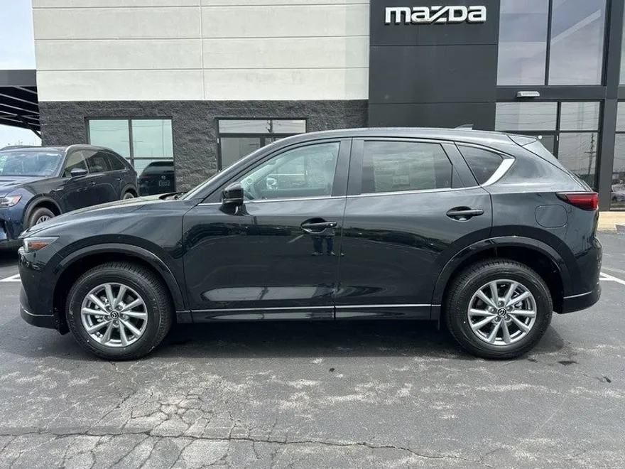 2025 Mazda CX-5 2.5 S Preferred photo 1