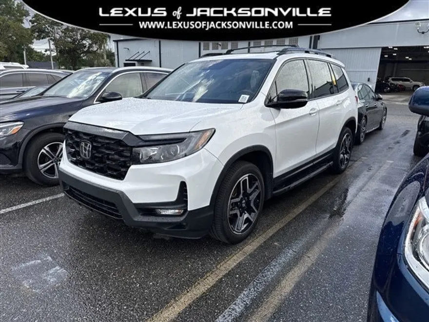 2023 Honda Passport Elite photo 1