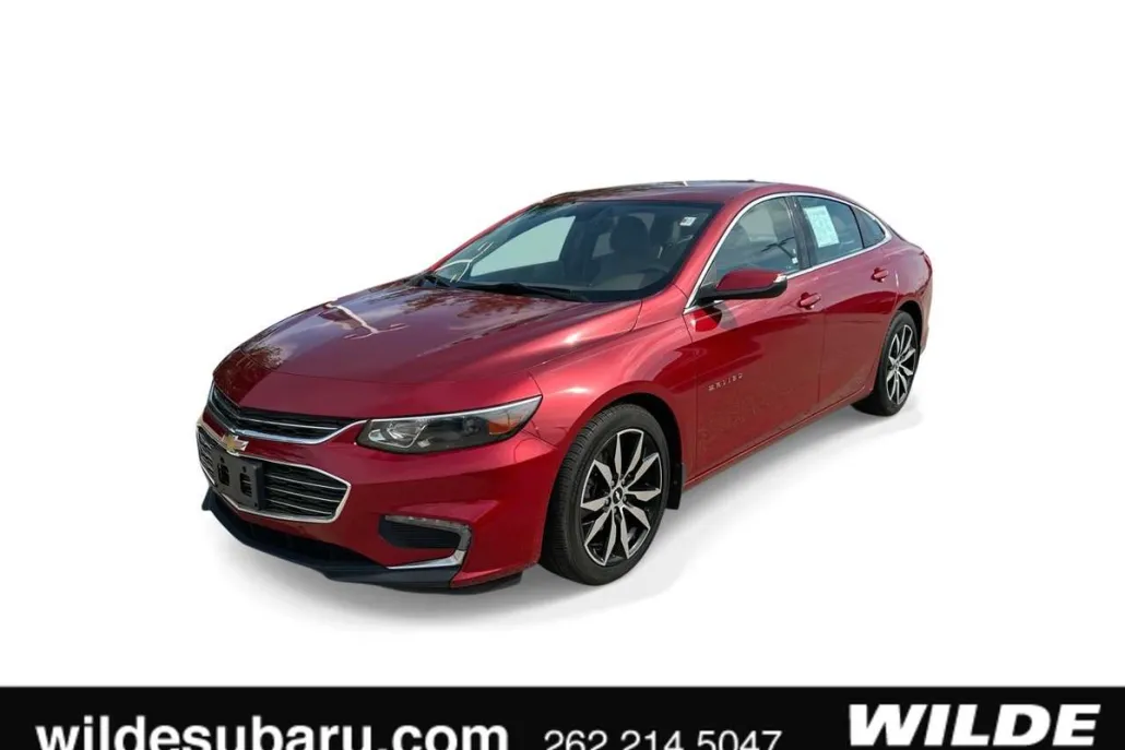 2016 Chevrolet Malibu 2LT photo 1