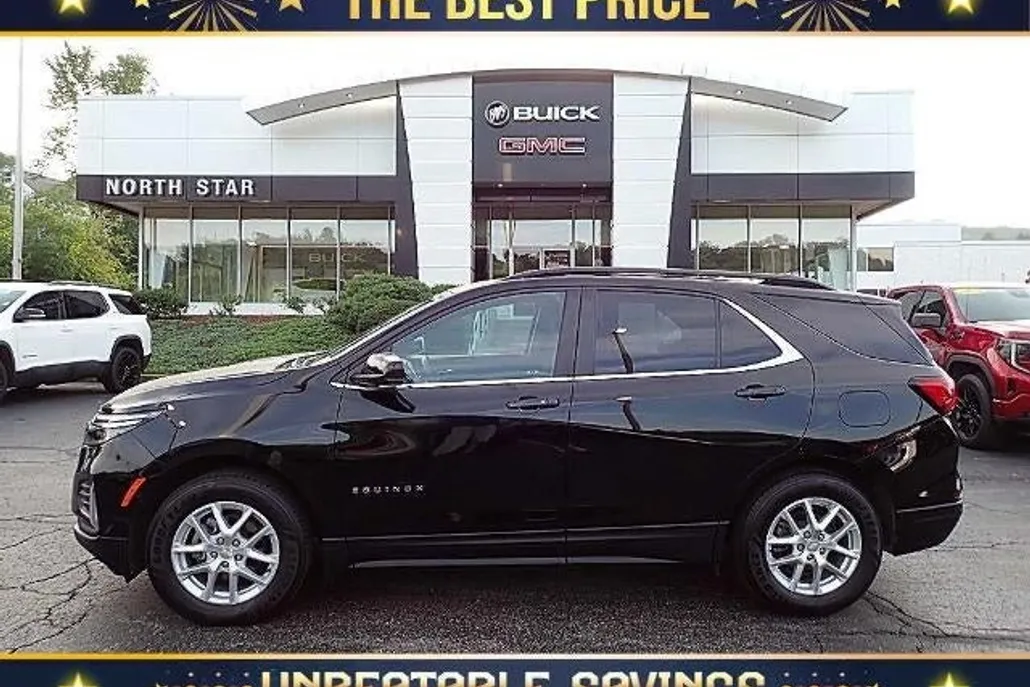 2022 Chevrolet Equinox LT photo 1