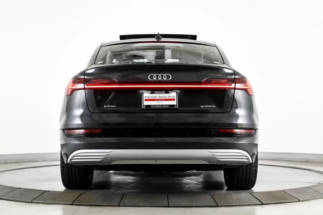 2020 Audi e-tron Premium Plus Sportback photo 1