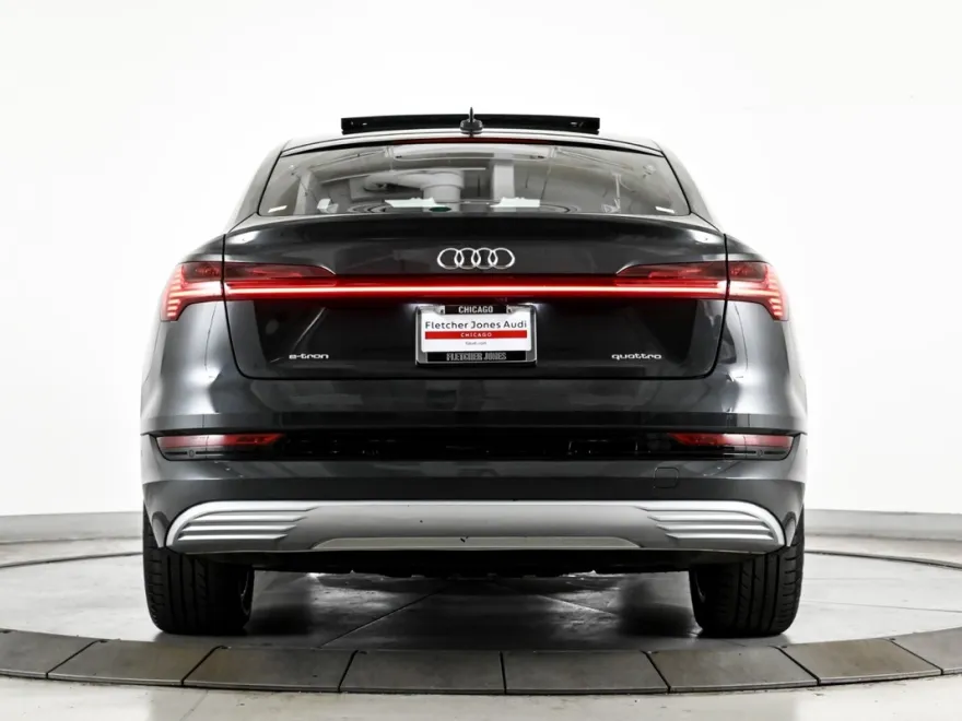 2020 Audi e-tron Premium Plus Sportback photo 1