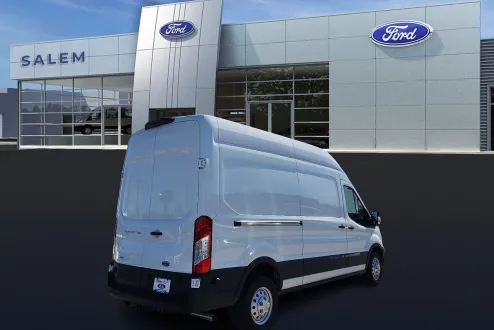 2025 Ford Transit photo 3