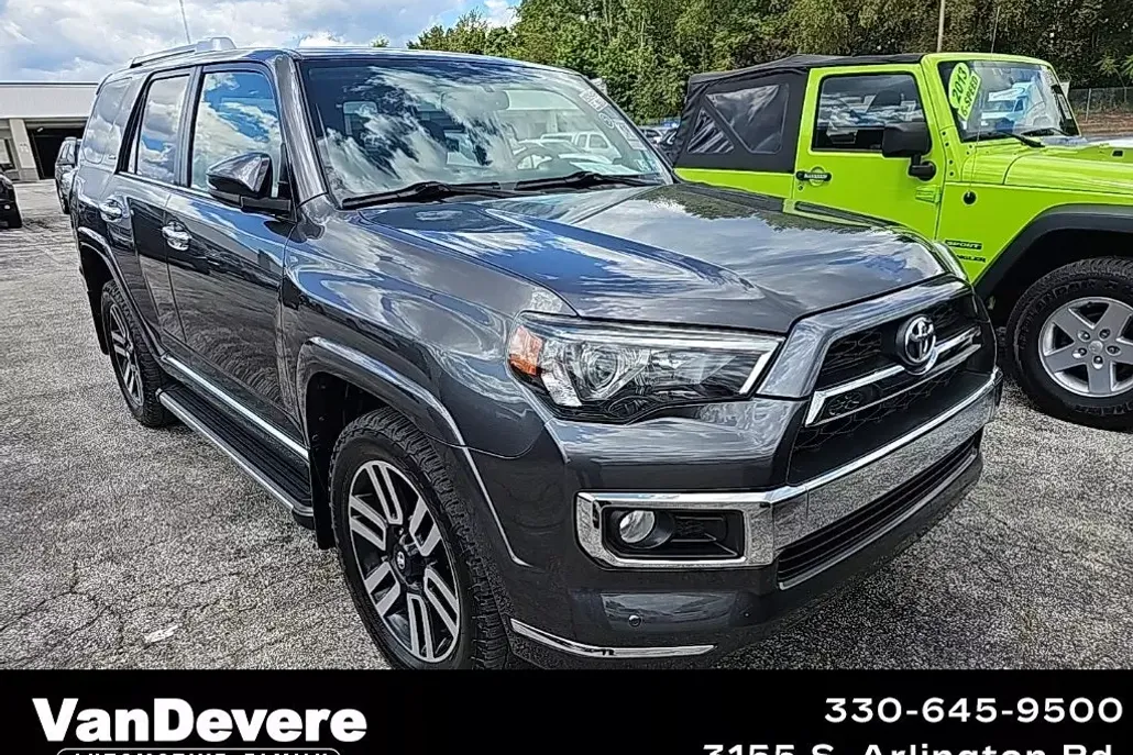 2018 Toyota 4Runner Limited photo 1