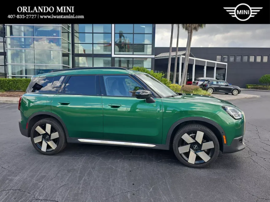 2025 Mini Countryman S ALL4 photo 1