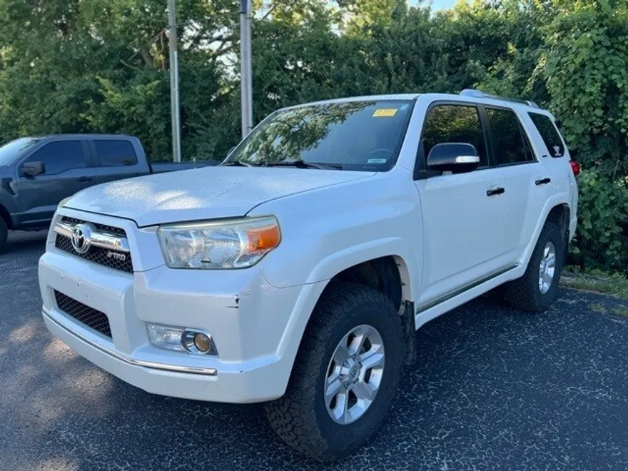 2013 Toyota 4Runner photo 1