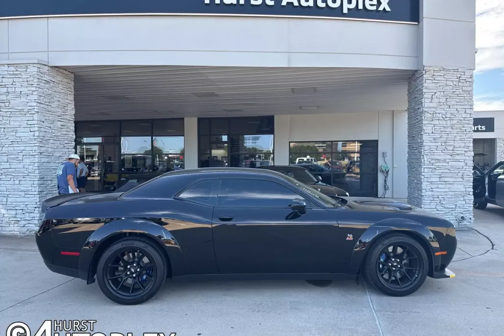 2023 Dodge Challenger R/T Scat Pack Widebody photo 1