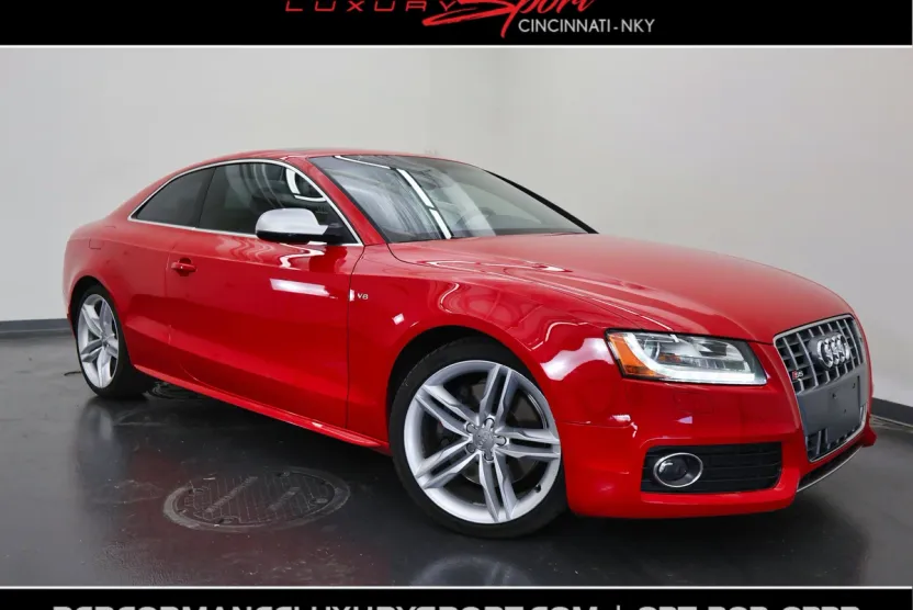 2012 Audi S5 Prestige photo 1