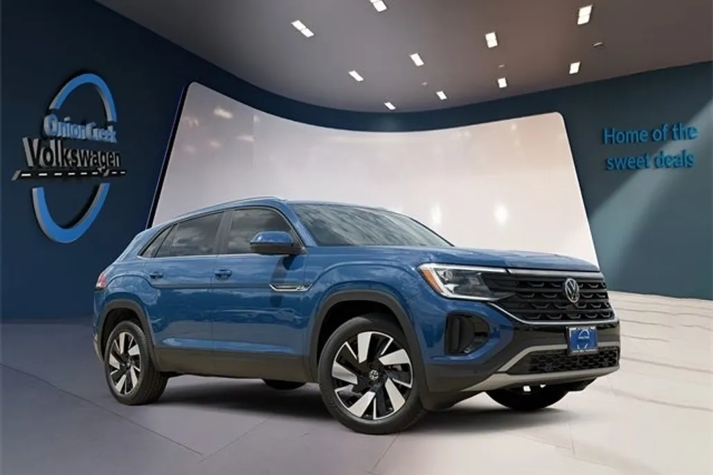 2025 Volkswagen Atlas Cross Sport SE Technology photo 1