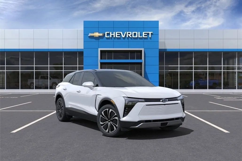 2025 Chevrolet Blazer EV photo 1