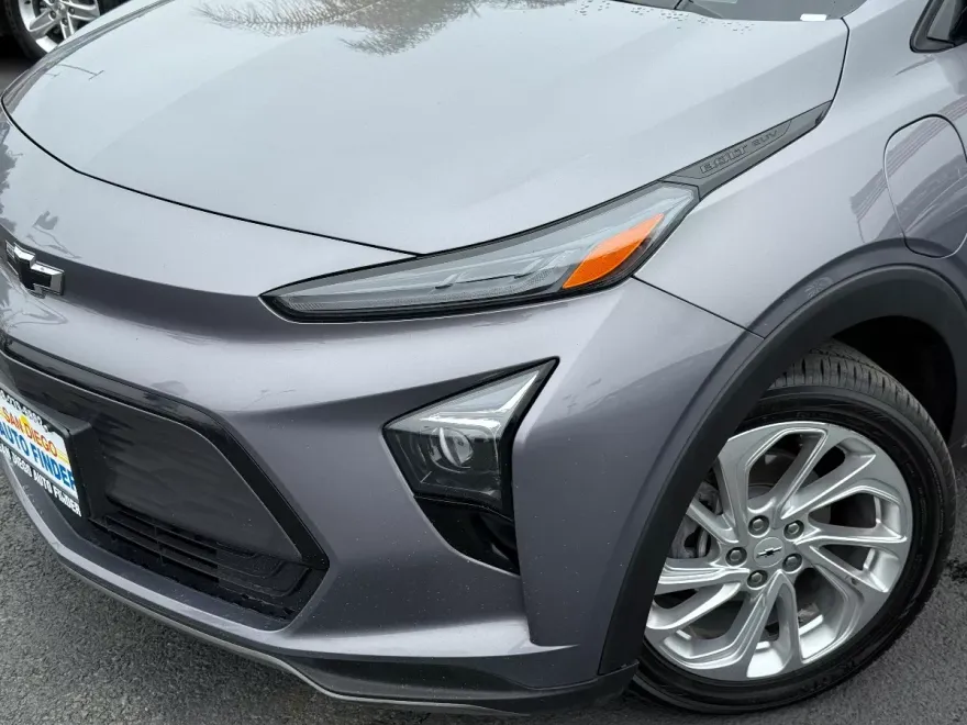 2023 Chevrolet Bolt EUV photo 1
