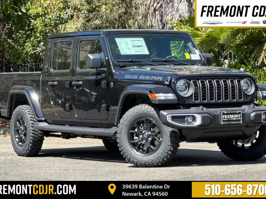 2025 Jeep Gladiator Sport photo 1