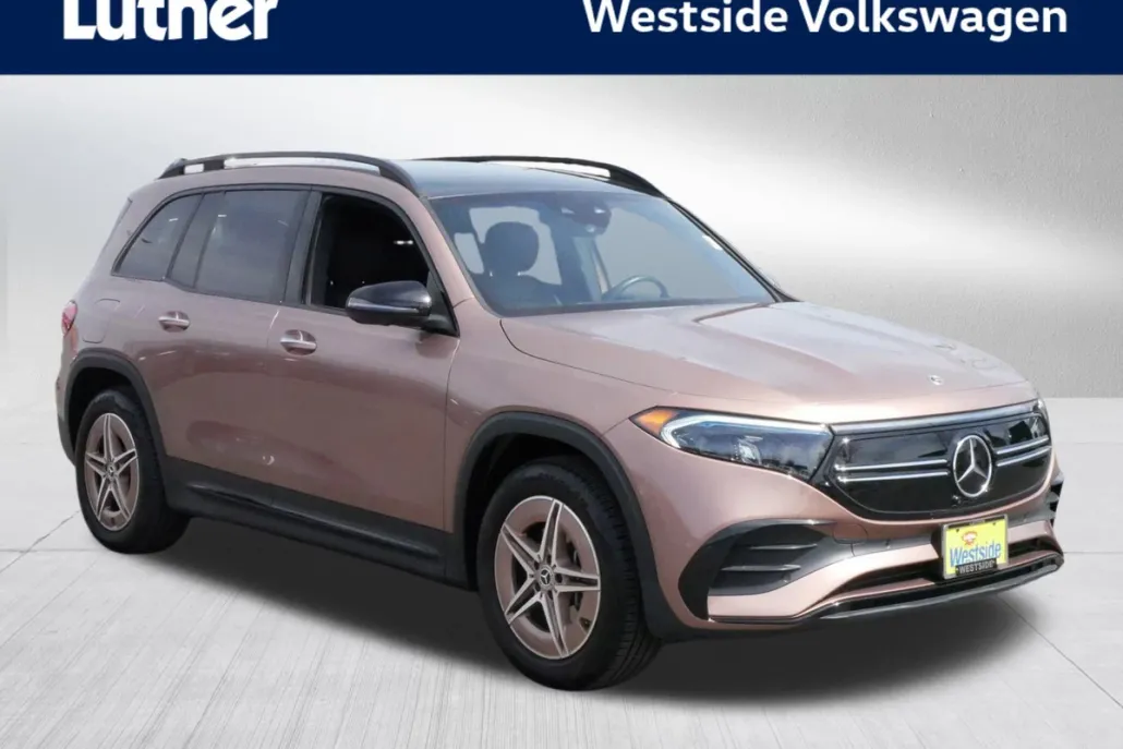 2023 Mercedes Benz EQB 300 4MATIC photo 1