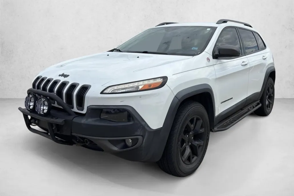 2015 Jeep Cherokee Trailhawk photo 1