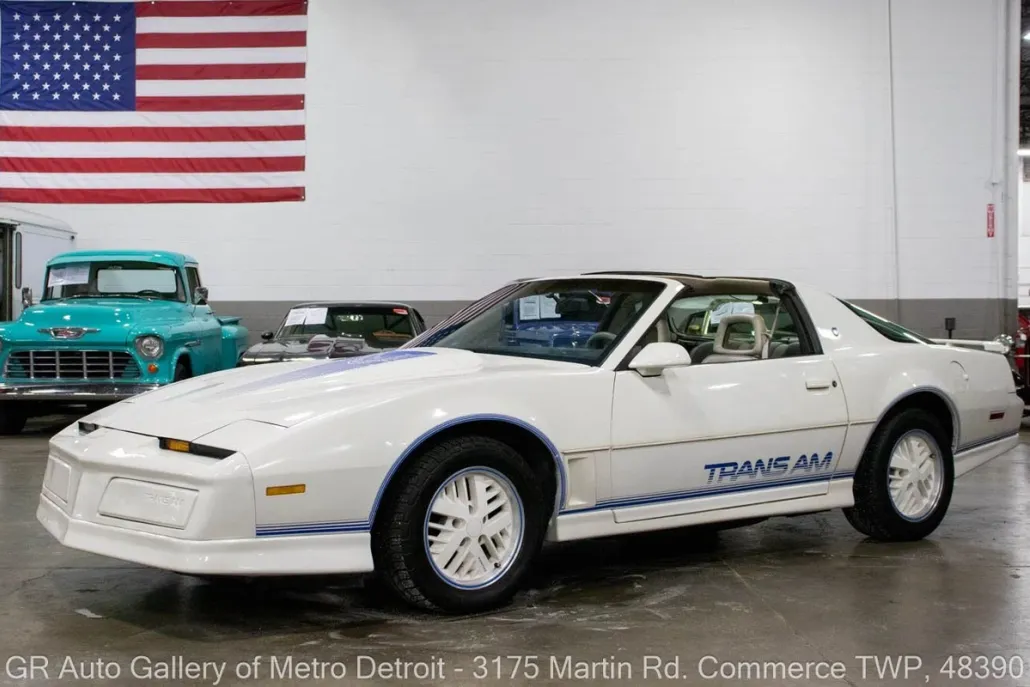 1984 Pontiac Firebird TRANS AM photo 1
