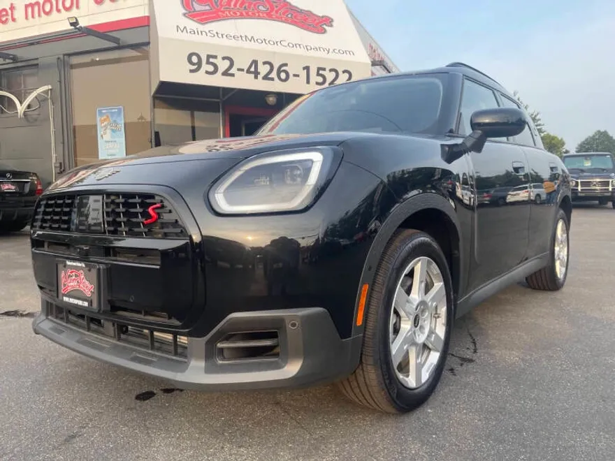 2025 Mini Countryman S ALL4 photo 1