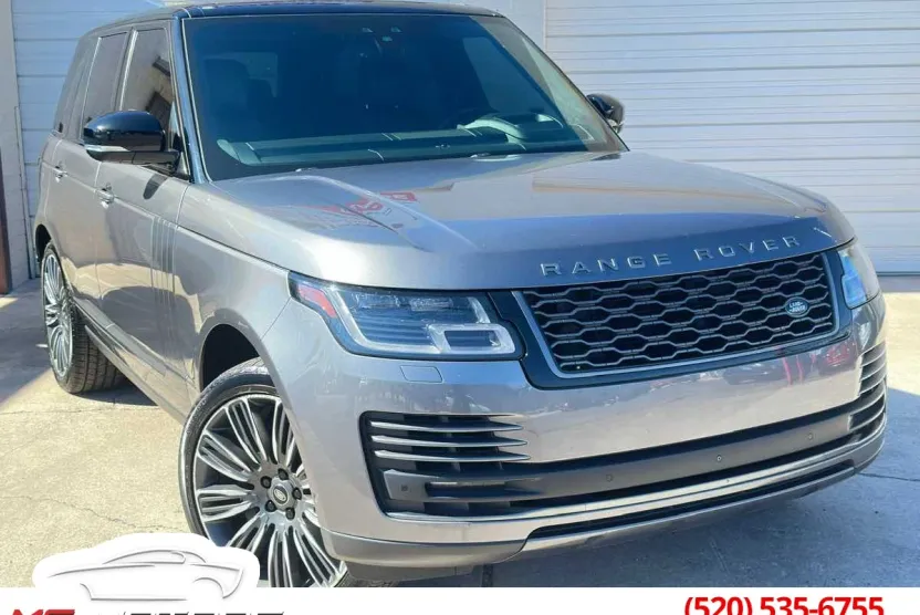 2018 Land Rover Range Rover HSE photo 1
