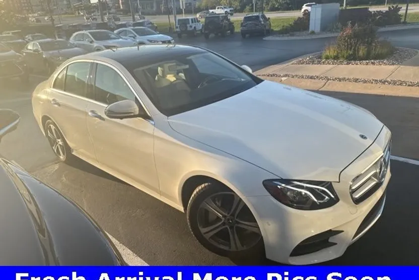 2020 Mercedes Benz E 350 4MATIC Sedan photo 1
