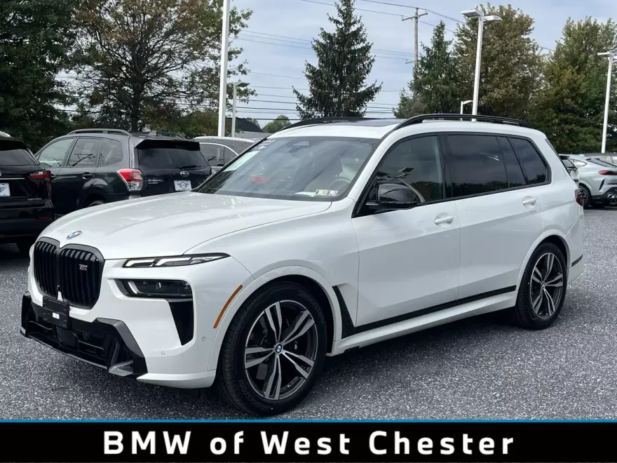 2025 Bmw X7 M60i photo 1