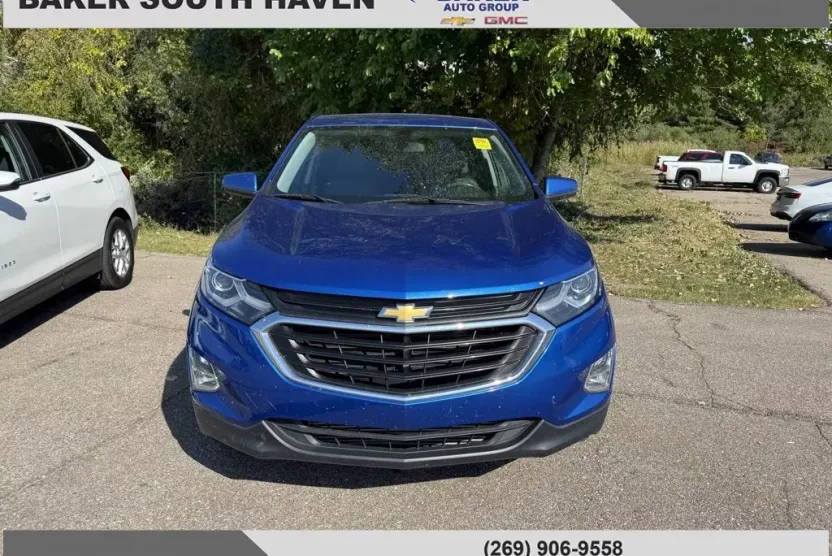 2019 Chevrolet Equinox LT photo 1