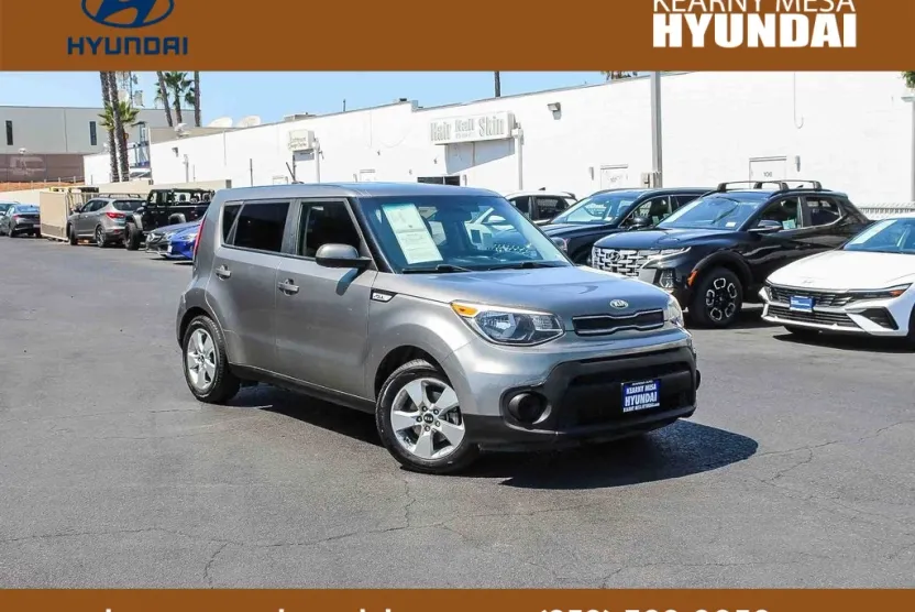 2018 Kia Soul Base photo 1