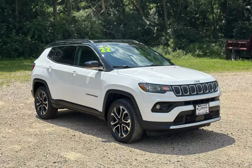 2022 Jeep Compass Limited photo 1