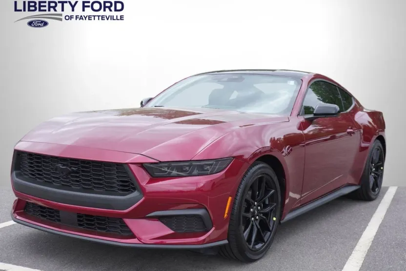 2025 Ford Mustang EcoBoost photo 1