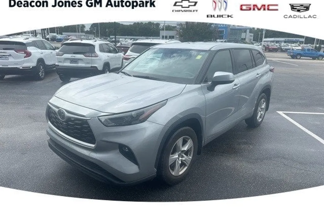 2023 Toyota Highlander L photo 1