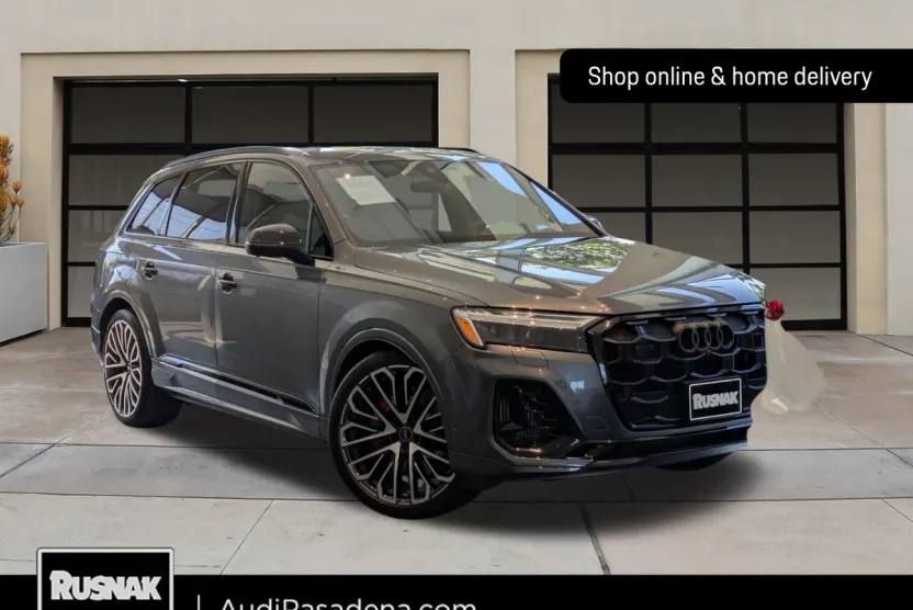 2025 Audi SQ7 Premium Plus photo 1