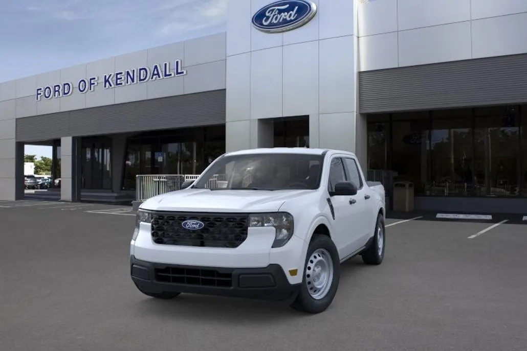 2025 Ford Maverick XL photo 1