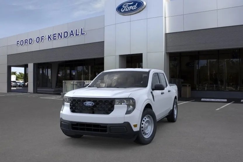 2025 Ford Maverick XL photo 1