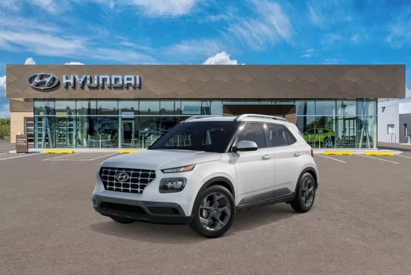 2025 Hyundai Venue SEL photo 1
