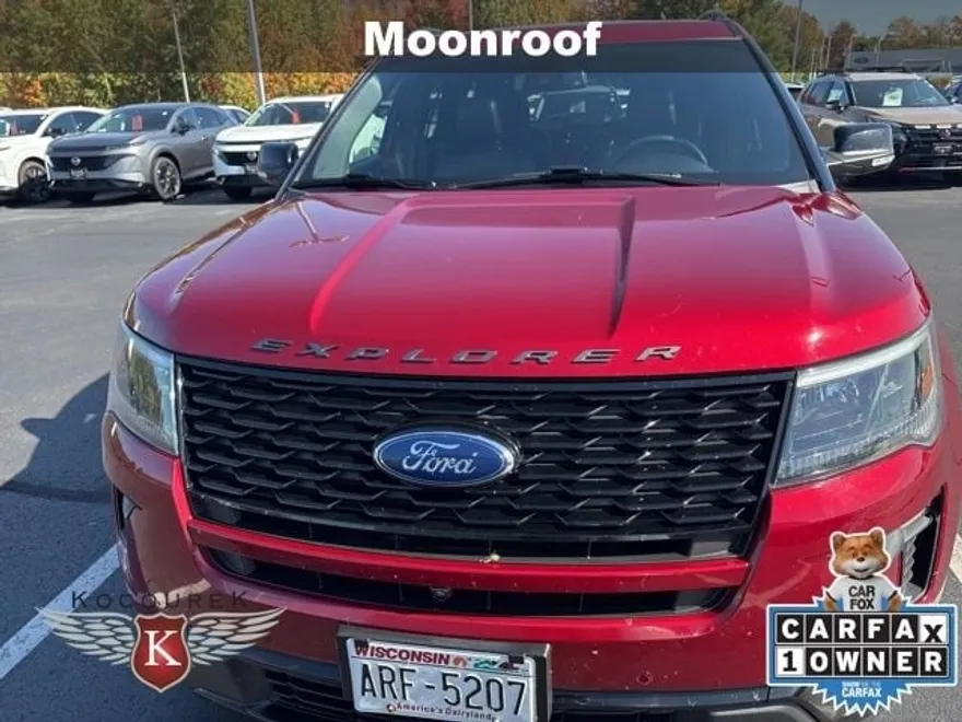 2018 Ford Explorer Sport photo 1