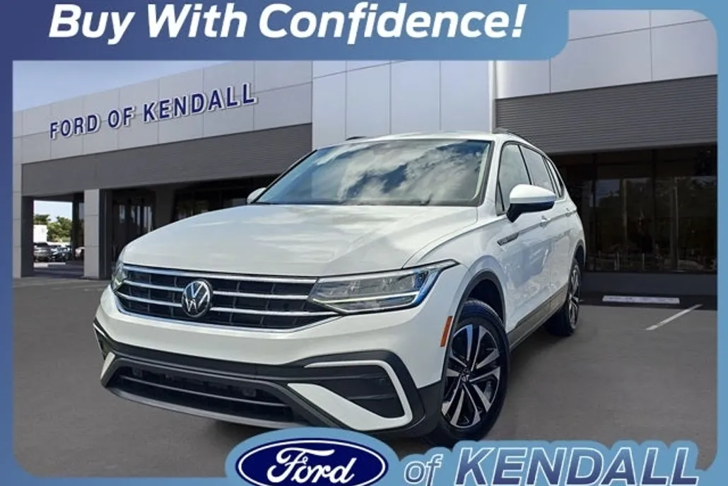 2024 Volkswagen Tiguan S photo 1