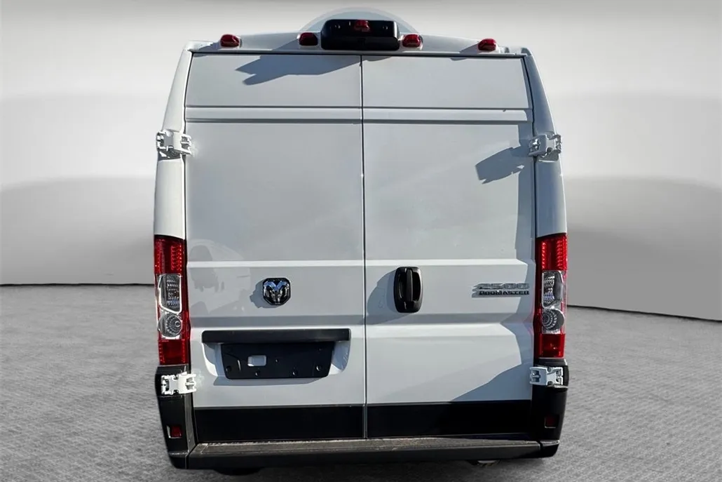 2026 Ram ProMaster 2500 photo 1