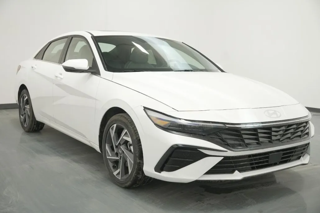 2025 Hyundai Elantra Hybrid Limited photo 1