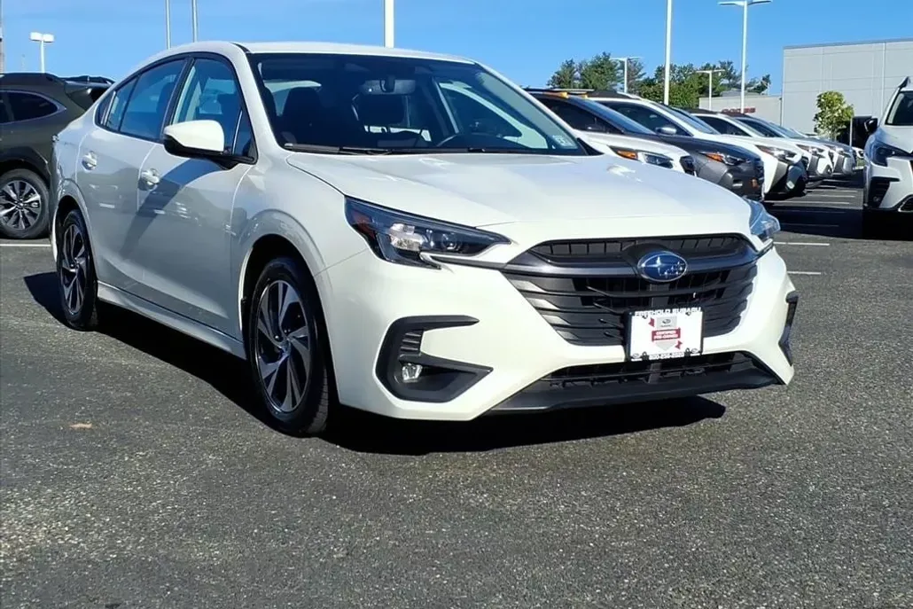 2023 Subaru Legacy Premium photo 1