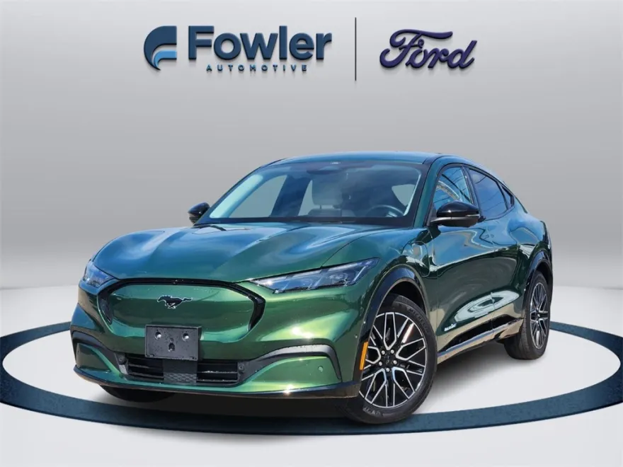 2024 Ford Mustang Mach-E Premium photo 1