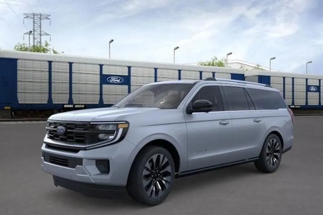 2025 Ford Expedition MAX Platinum photo 1