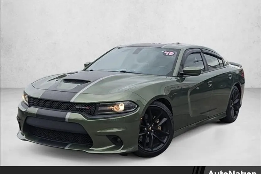 2019 Dodge Charger GT photo 1