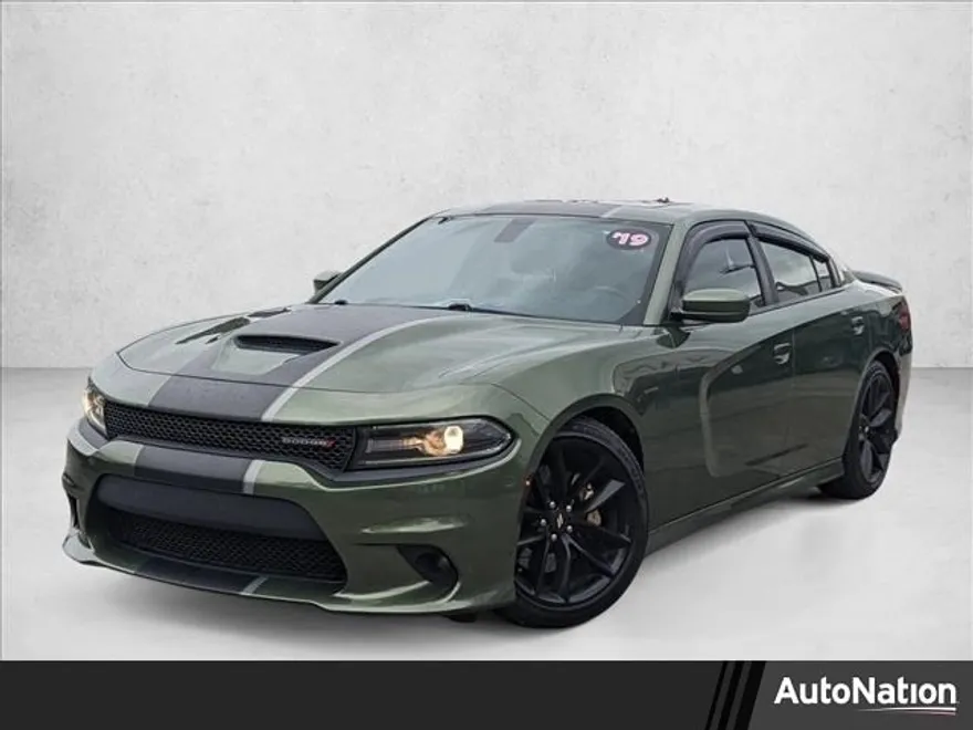 2019 Dodge Charger GT photo 1