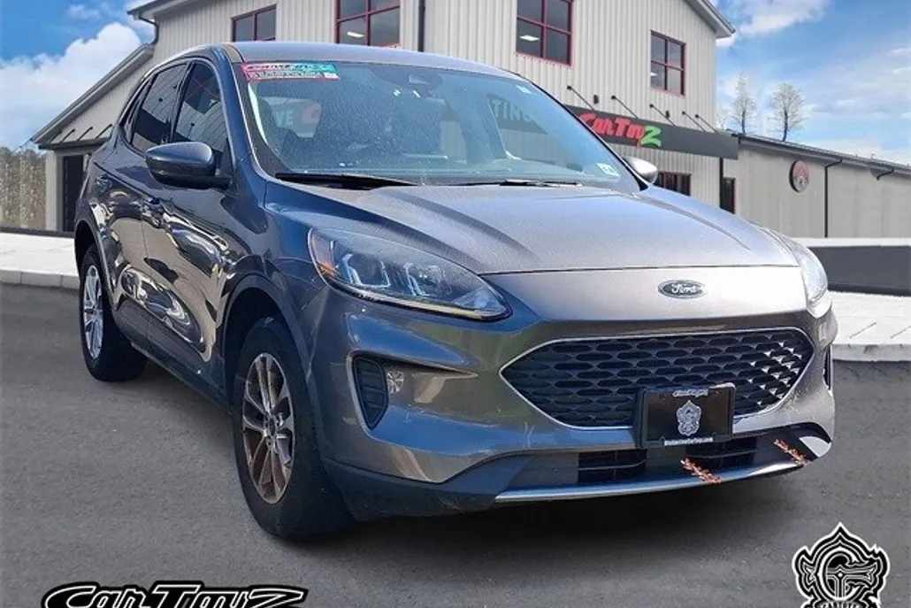 2021 Ford Escape SE photo 1
