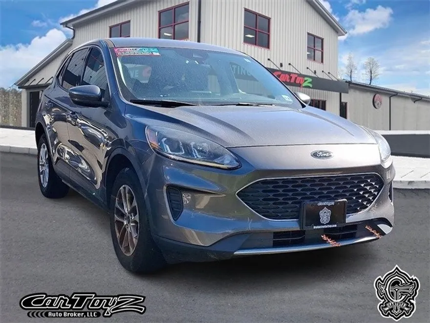 2021 Ford Escape SE photo 1