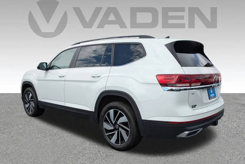 2024 Volkswagen Atlas SE Technology photo 1