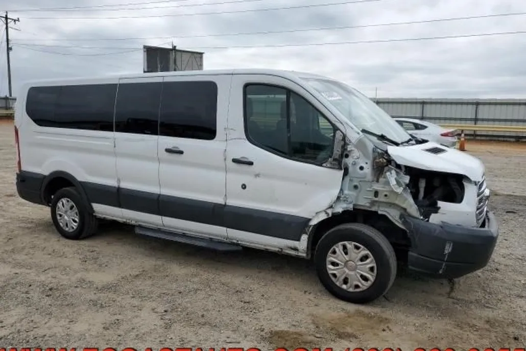 2015 Ford Transit Van XL photo 1