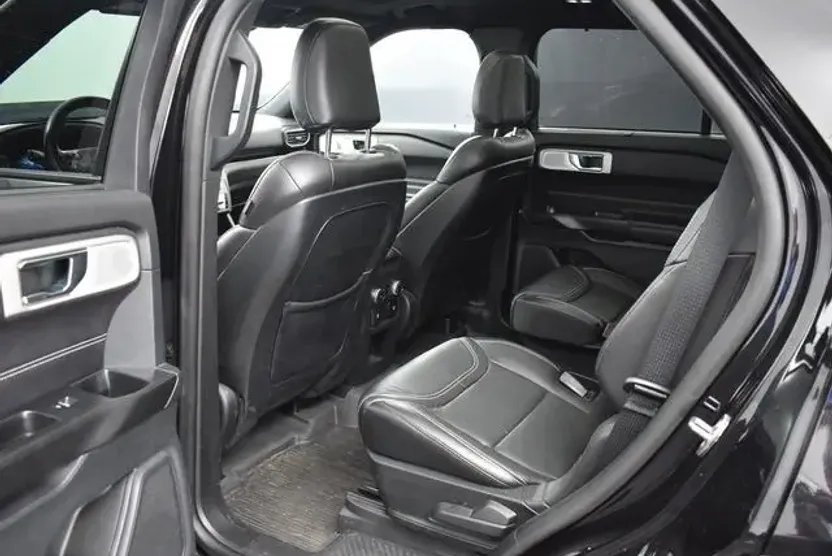 2020 Ford Explorer ST photo 1