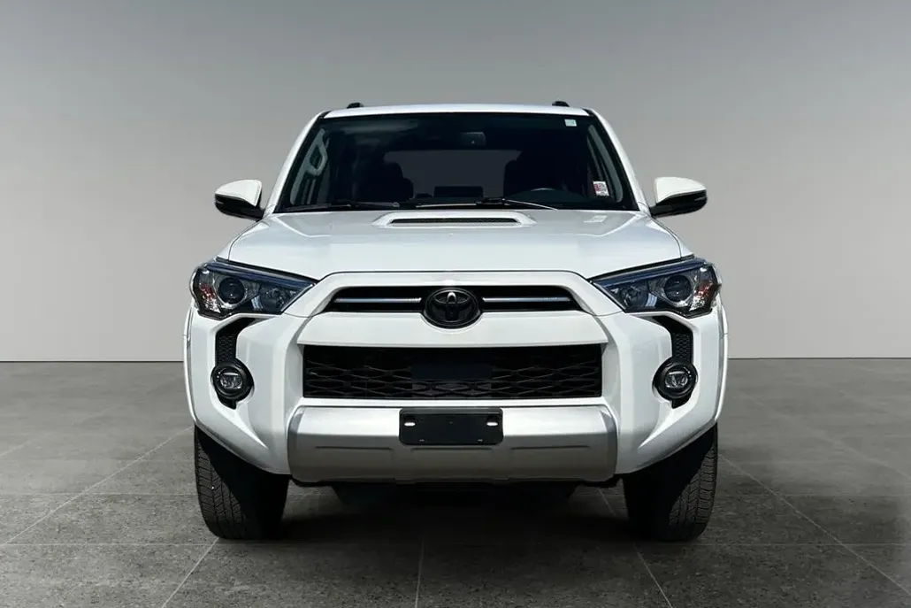 2023 Toyota 4Runner TRD Off-Road Premium photo 1