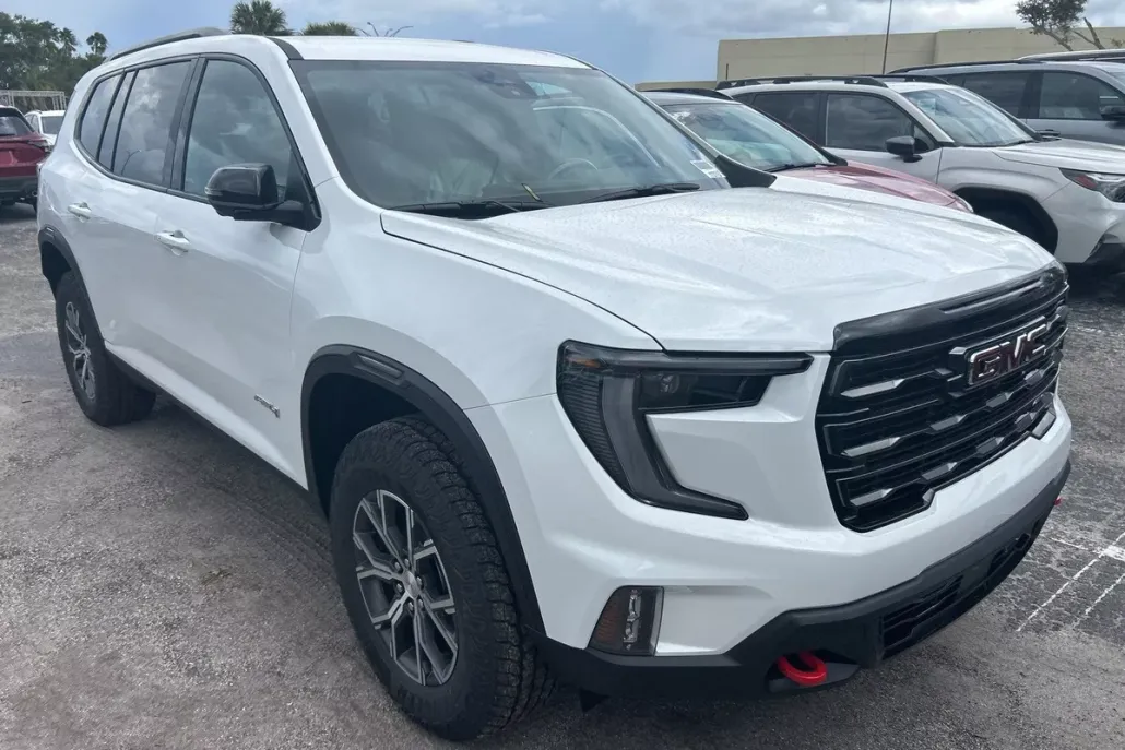 2026 Gmc Acadia AT4 photo 1