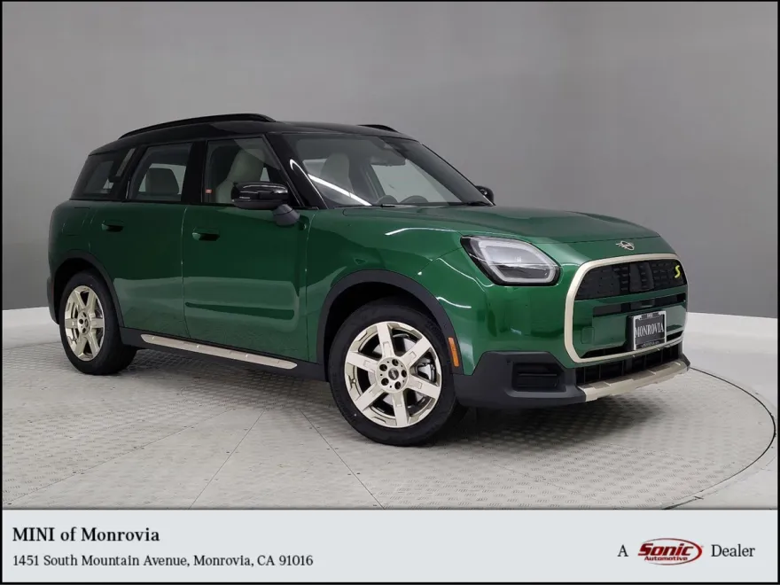 2025 Mini Countryman SE ALL4 Signature photo 1