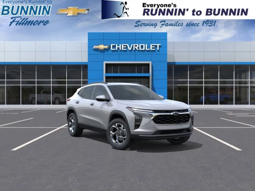 2025 Chevrolet Trax LT photo 1